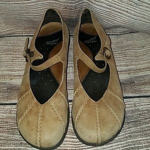 Dansko Mary Janes Size 39